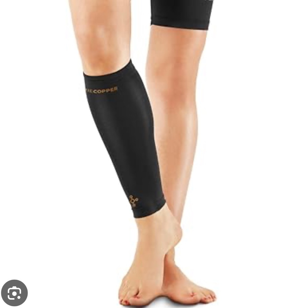 Tommie Copper Women's Recovery Compression Calf Sleeve Size Small